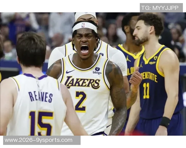 詹姆斯分享26年首战回忆范德比尔特调侃大叔返老还童真是神奇 詹姆斯分享26年首战回忆范德比尔特调侃大叔返老还童真是神奇