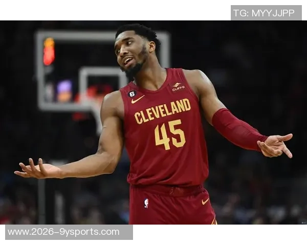 火箭队连败西部劲旅薪资困境难解后场压力增大或将选择静观其变 火箭队连败西部劲旅薪资困境难解后场压力增大或将选择静观其变