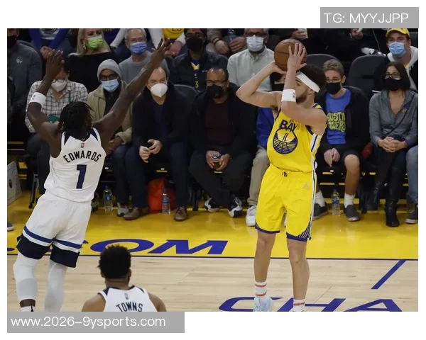 科尔强调无球体系需具备马卡或水花级别球员以优化战术布局 科尔强调无球体系需具备马卡或水花级别球员以优化战术布局