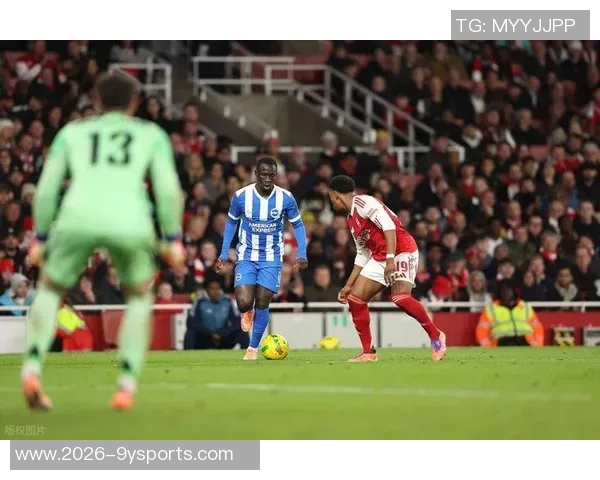 本福斯特称赞拉门斯在对布莱顿的表现并对其精彩扑救印象深刻 本福斯特称赞拉门斯在对布莱顿的表现并对其精彩扑救印象深刻