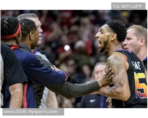 状元对决精彩纷呈锡安首节表现抢眼华子火力全开助攻不断 状元对决精彩纷呈锡安首节表现抢眼华子火力全开助攻不断