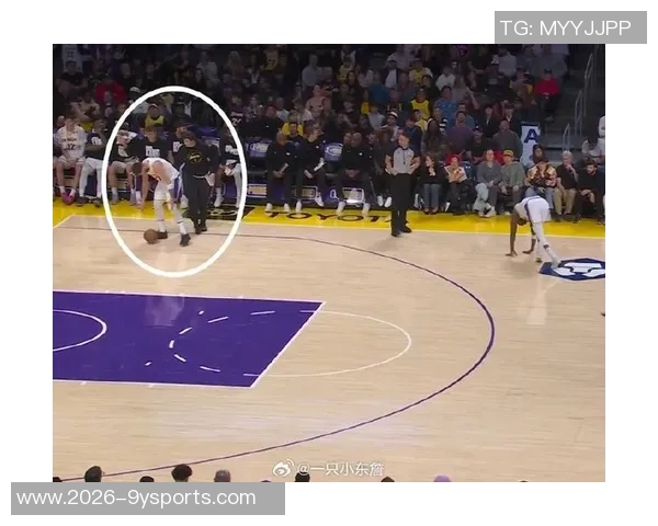 里夫斯在猛龙主场砍下44分成近七季客场得分第三高球员 里夫斯在猛龙主场砍下44分成近七季客场得分第三高球员