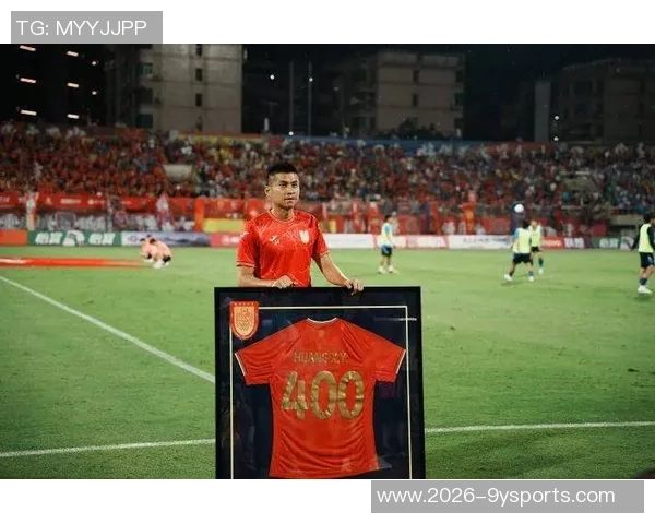 黄希扬谈转型与本土人才培养期望留在铜梁龙为重庆足球贡献力量 黄希扬谈转型与本土人才培养期望留在铜梁龙为重庆足球贡献力量